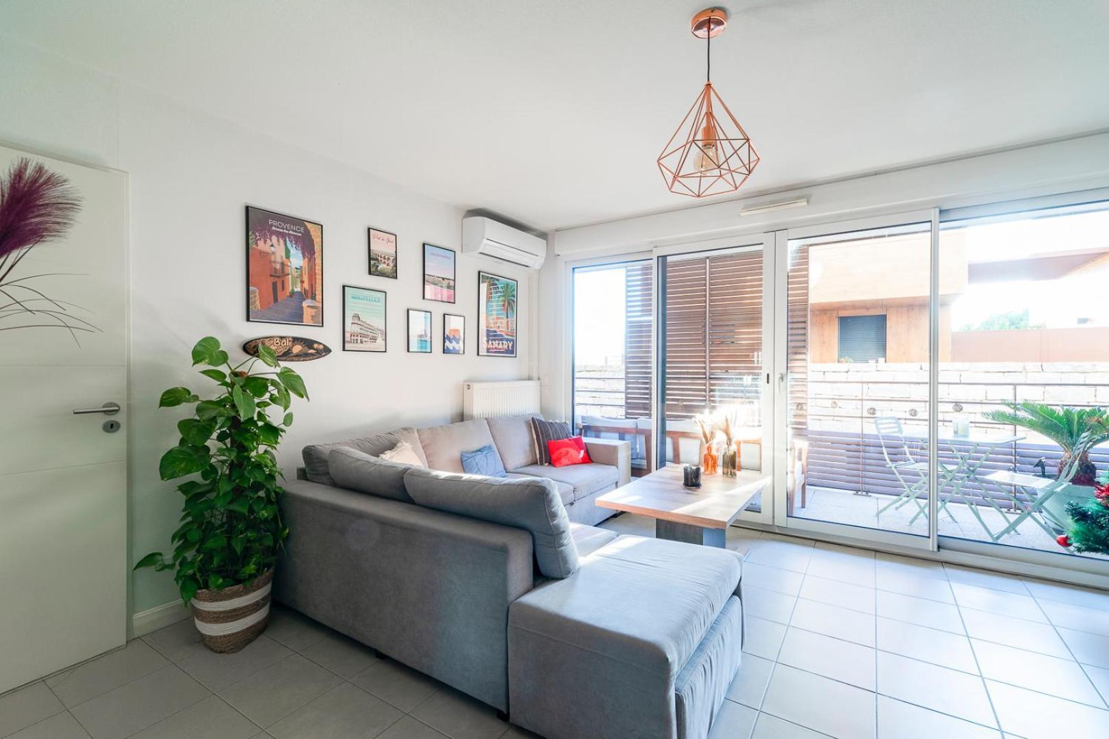 Appartement Charmant Au Porte De Montpellier Сен-Жан-де-Веда Экстерьер фото